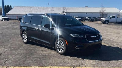 2021 Chrysler Pacifica Hybrid Touring L
