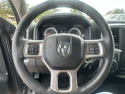 2022 RAM 1500 Classic SLT Crew Cab 4x4 5'7" Box