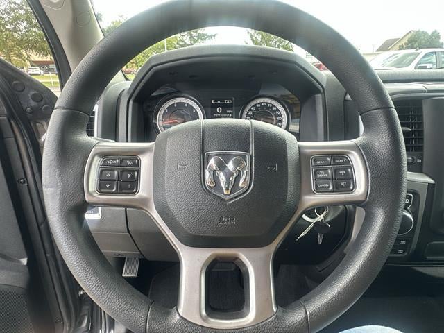 2022 RAM 1500 Classic SLT Crew Cab 4x4 5'7" Box