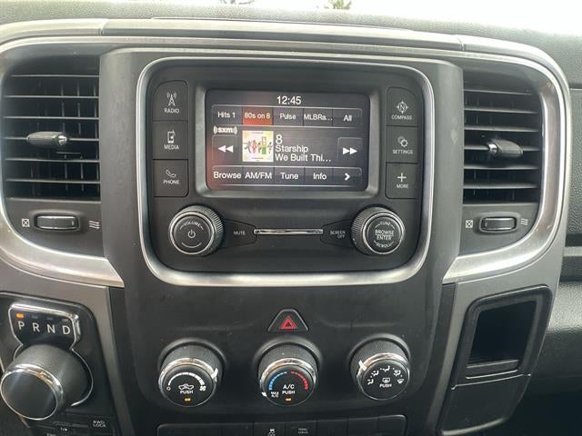 2022 RAM 1500 Classic SLT Crew Cab 4x4 5'7" Box