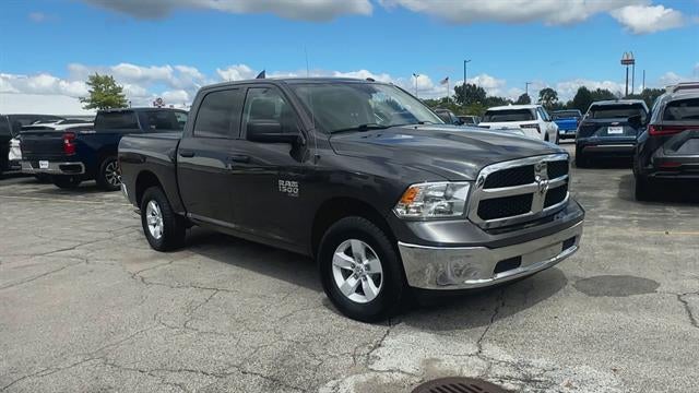 2022 RAM 1500 Classic SLT Crew Cab 4x4 5'7" Box