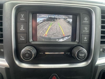 2022 RAM 1500 Classic SLT Crew Cab 4x4 5'7" Box