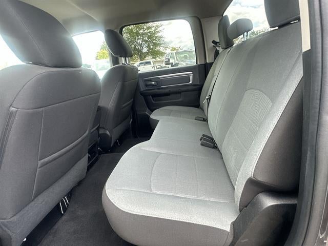 2022 RAM 1500 Classic SLT Crew Cab 4x4 5'7" Box