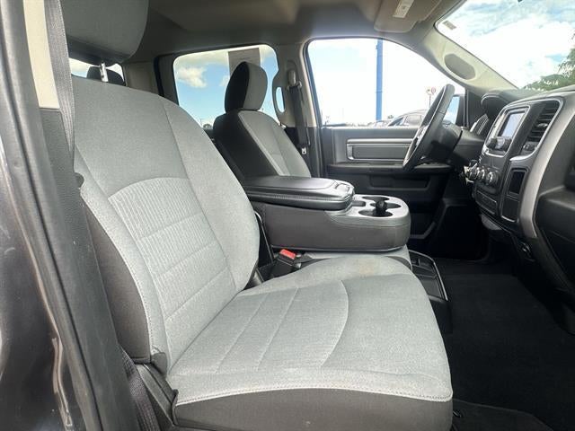 2022 RAM 1500 Classic SLT Crew Cab 4x4 5'7" Box