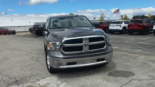 2022 RAM 1500 Classic SLT Crew Cab 4x4 5'7" Box
