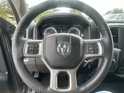 2022 RAM 1500 Classic SLT Crew Cab 4x4 5'7" Box