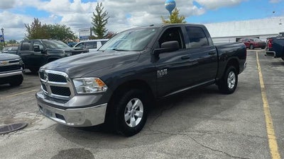 2022 RAM 1500 Classic SLT Crew Cab 4x4 5'7" Box