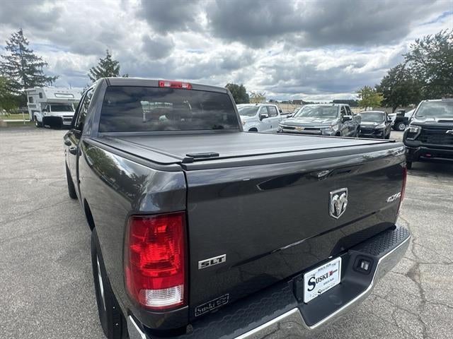 2022 RAM 1500 Classic SLT Crew Cab 4x4 5'7" Box