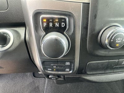 2022 RAM 1500 Classic SLT Crew Cab 4x4 5'7" Box